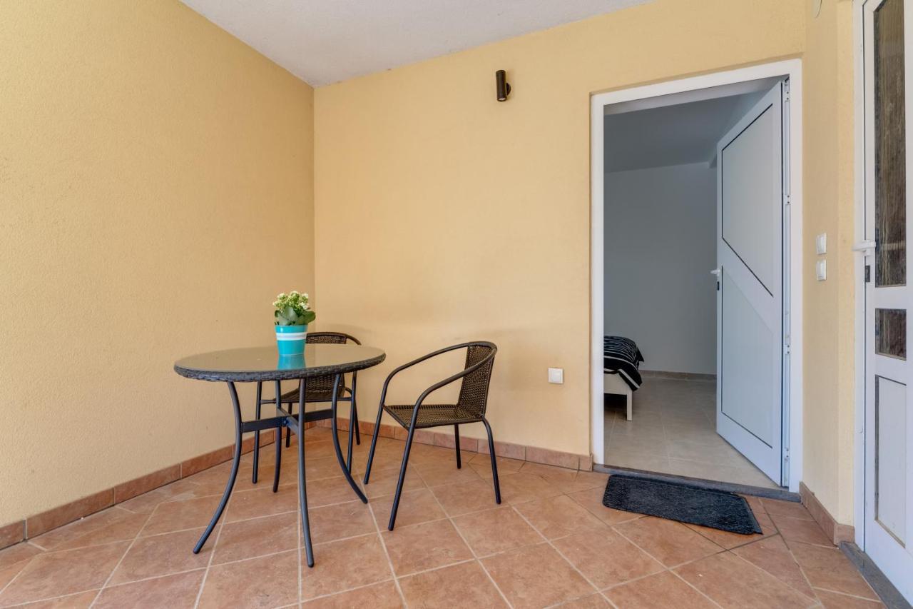 House Arifrago Villa